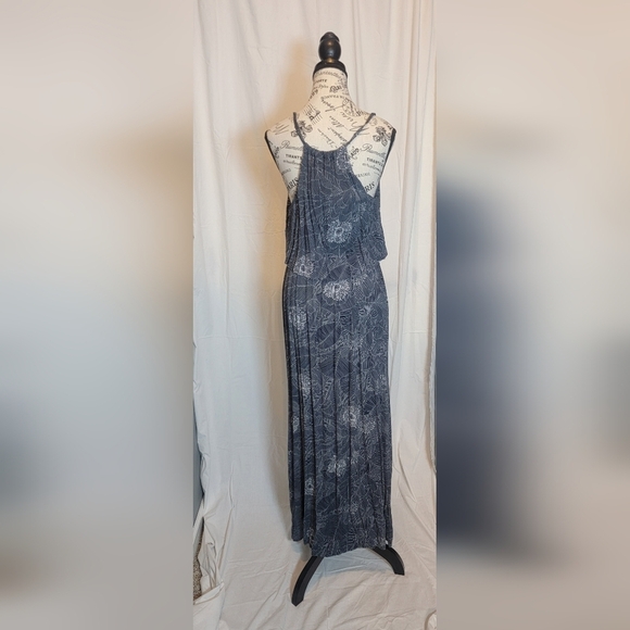 Lauren Conrad Dress - Picture 5 of 8